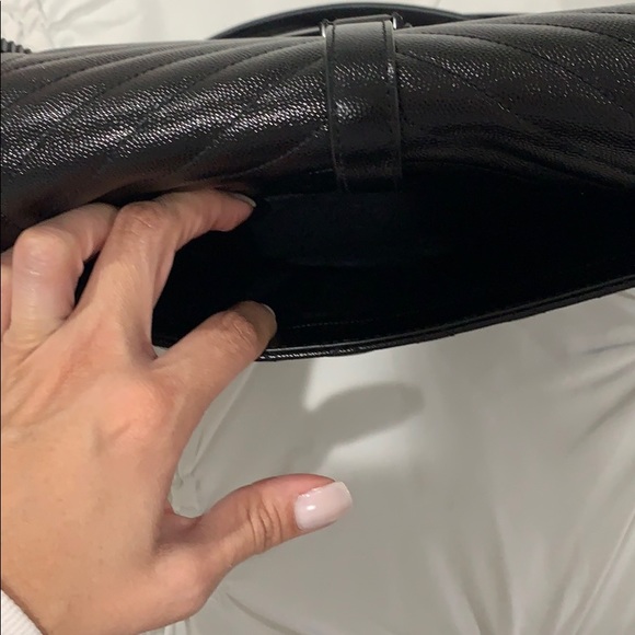 Saint Laurent Large Tri-Quilted Matelasse bag - Picture 6 of 13